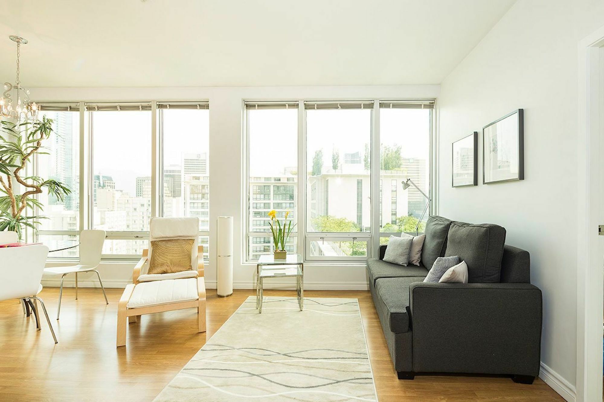 Central 1Br In Downtown Vancouver By Sonder Otel Dış mekan fotoğraf