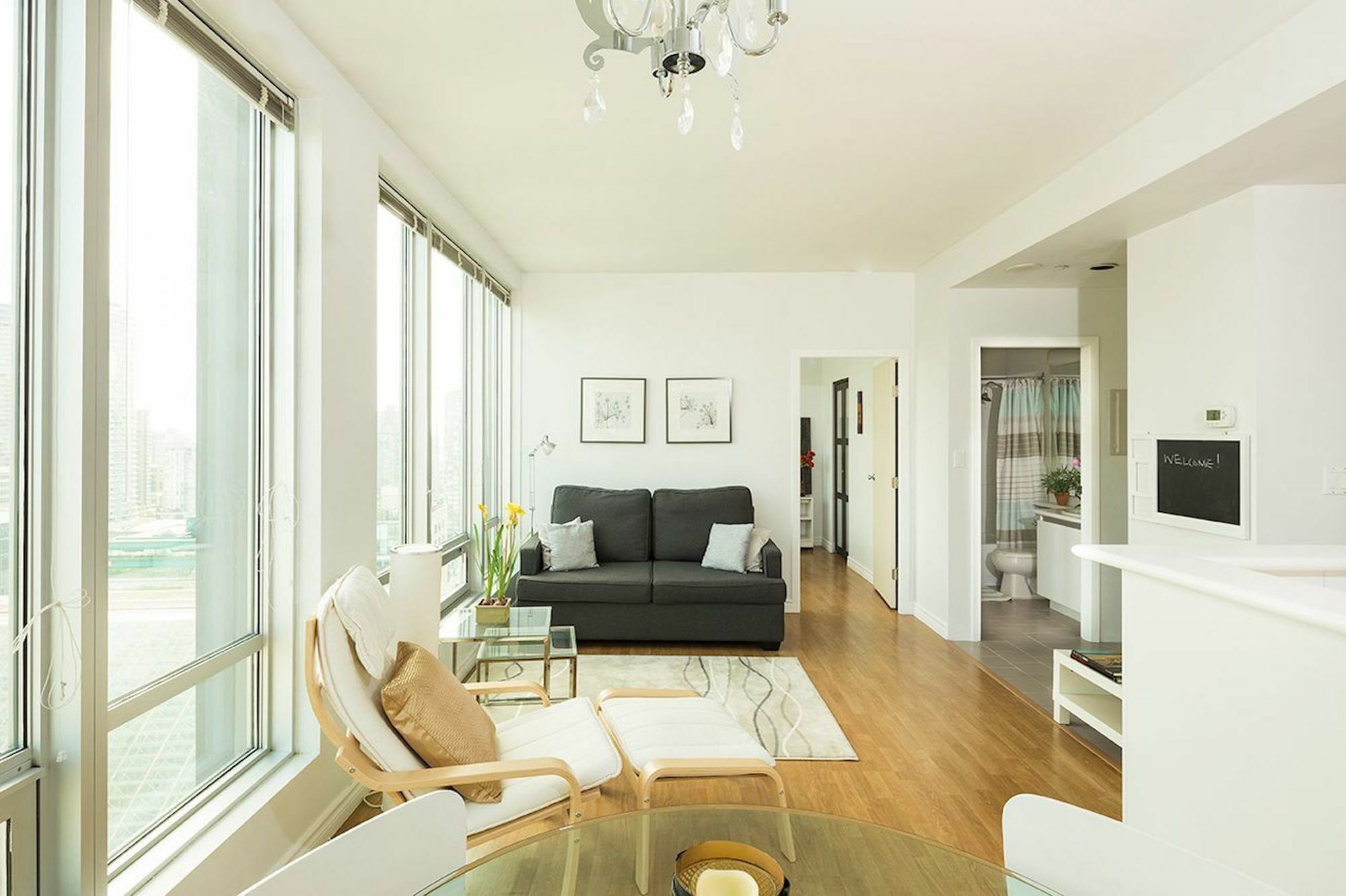 Central 1Br In Downtown Vancouver By Sonder Otel Dış mekan fotoğraf